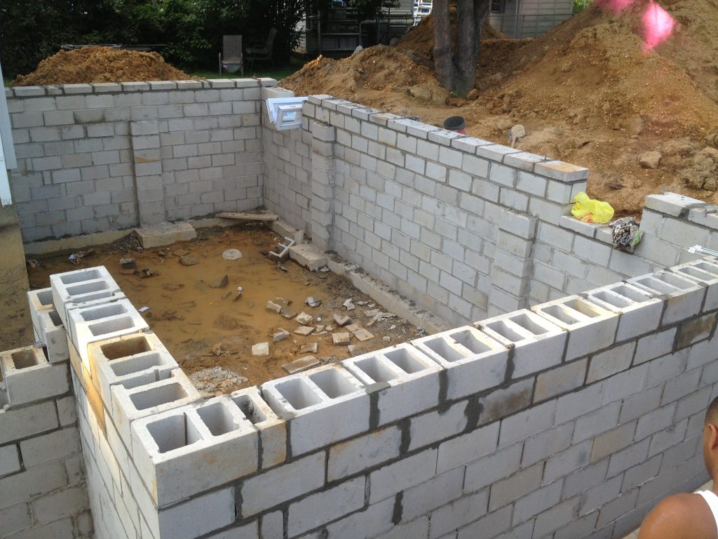 blocks, foundations, crawlspace (11)