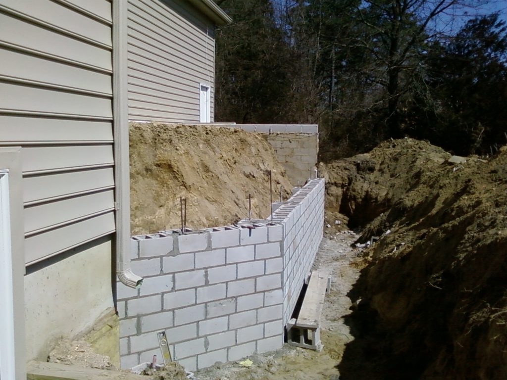 blocks, foundations, crawlspace (128)