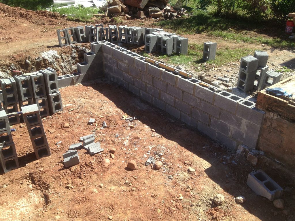 blocks, foundations, crawlspace (18)