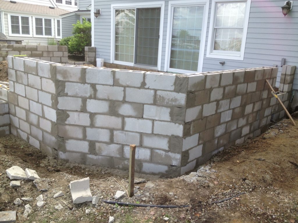 blocks, foundations, crawlspace (2)