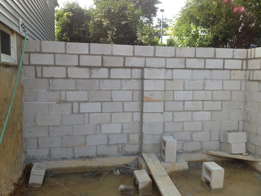 blocks, foundations, crawlspace (8)