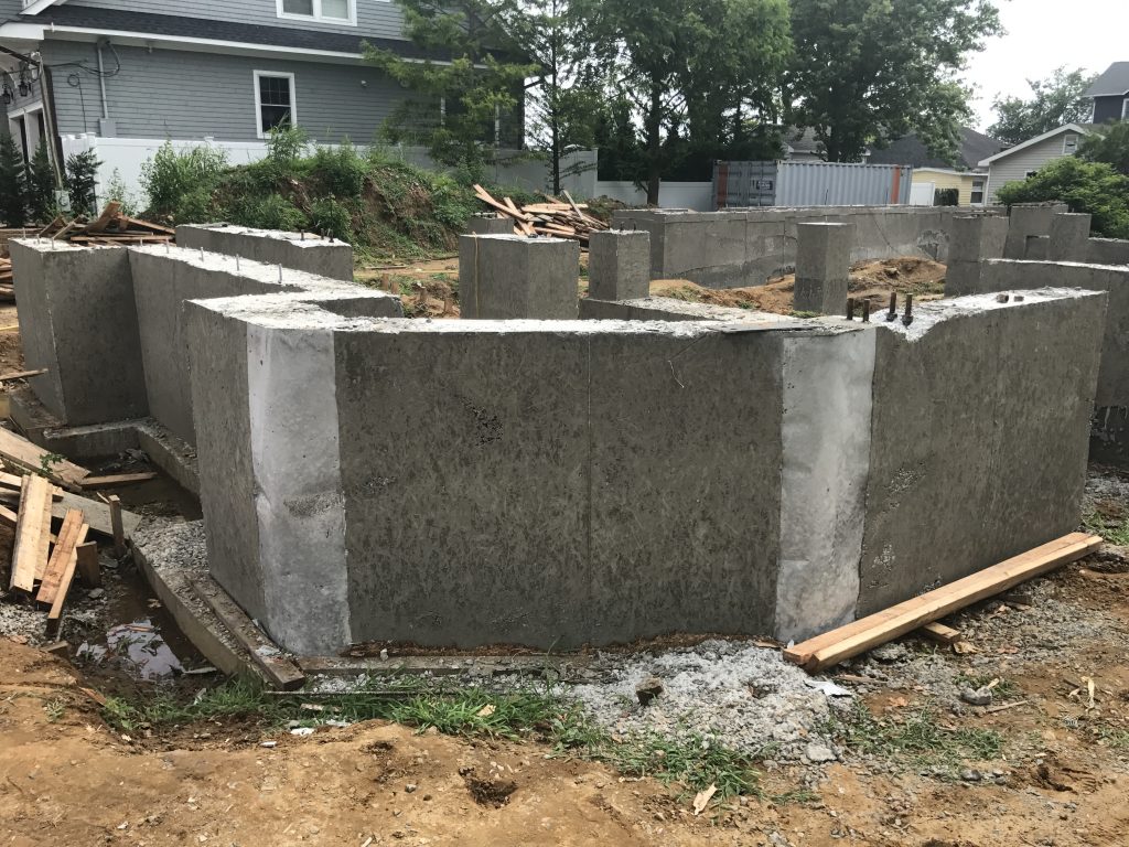 blocks, foundations, crawlspace (80)